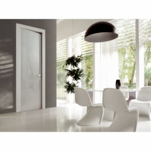 Дверь межкомнатная 500 с алюминиевой кромкой, глянец (глухая) Дверь межкомнатная 500 с алюминиевой кромкой, глянец (глухая)